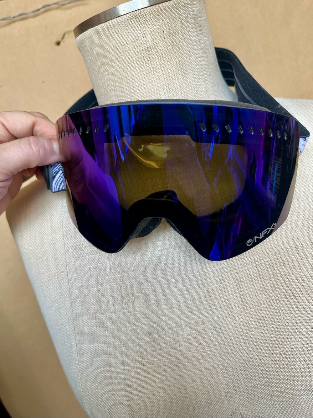 Dragon NFXs Nozakai Snowboard/Ski Goggles + Extra Lens